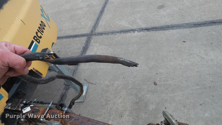 image for item DE4960 2003 Vermeer BC1000XL wood chipper