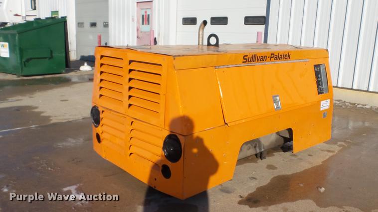 image for item DE4987 2006 Sullivan Palatek D210011JDB air compressor