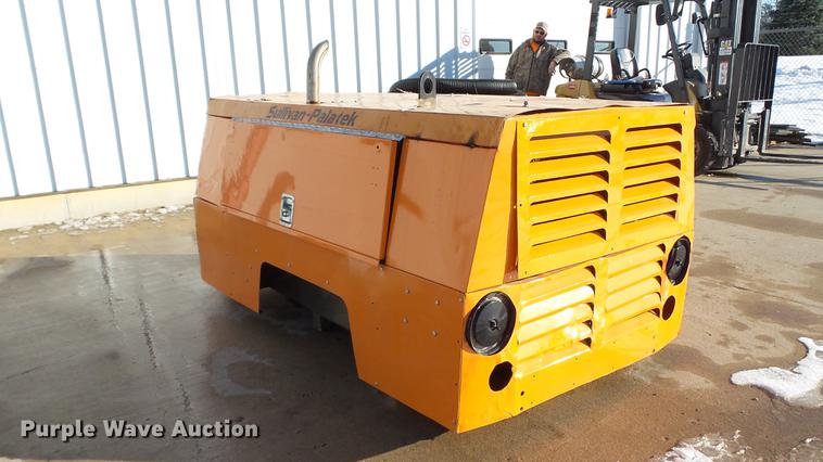 image for item DE4987 2006 Sullivan Palatek D210011JDB air compressor