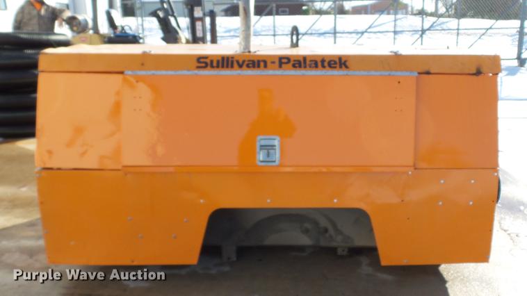 image for item DE4987 2006 Sullivan Palatek D210011JDB air compressor