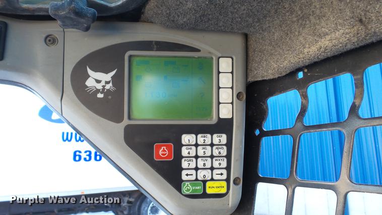 image for item DE4988 2012 Bobcat T180 skid steer