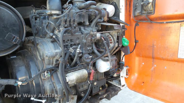 image for item DE4988 2012 Bobcat T180 skid steer