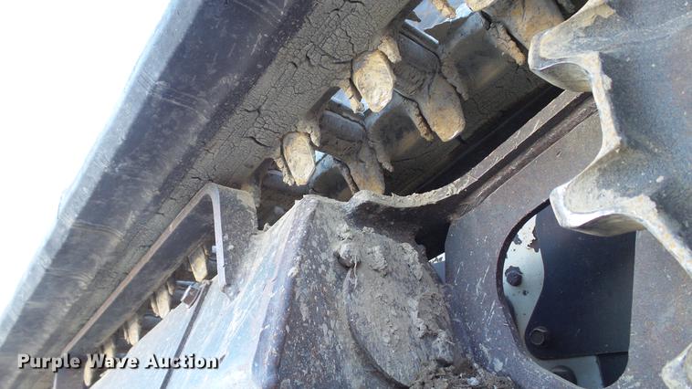 image for item DE4988 2012 Bobcat T180 skid steer