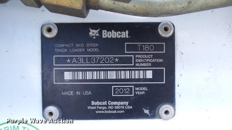 image for item DE4988 2012 Bobcat T180 skid steer