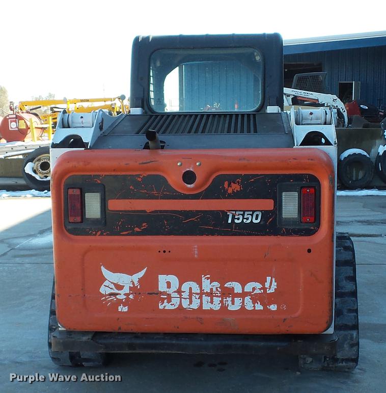image for item DE4989 2013 Bobcat T550 skid steer
