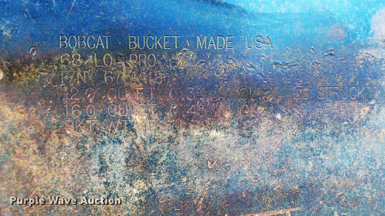 image for item DE4989 2013 Bobcat T550 skid steer