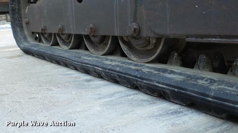 image for item DE4989 2013 Bobcat T550 skid steer