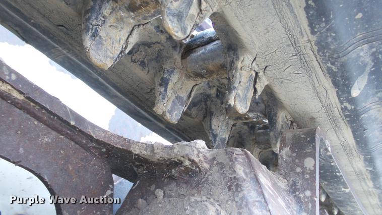 image for item DE4989 2013 Bobcat T550 skid steer