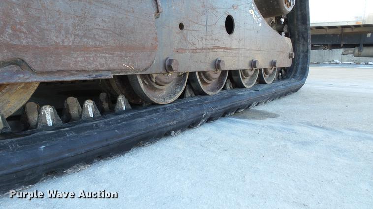 image for item DE4989 2013 Bobcat T550 skid steer