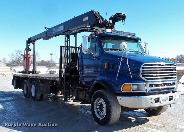image for item DE4993 2004 Sterling L-Line crane truck