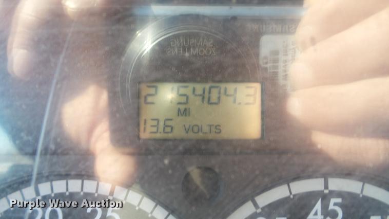 image for item DE4993 2004 Sterling L-Line crane truck