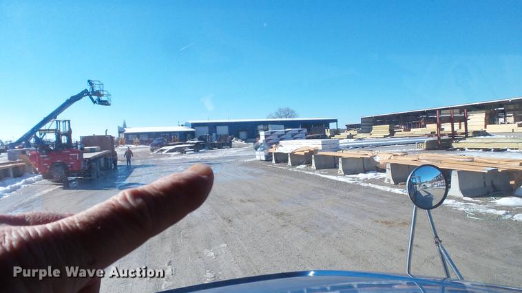 image for item DE4993 2004 Sterling L-Line crane truck