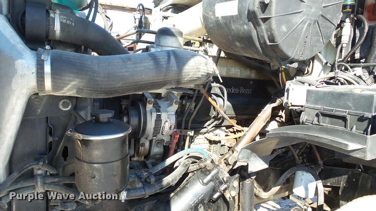 image for item DE4993 2004 Sterling L-Line crane truck