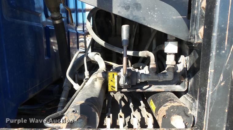 image for item DE4993 2004 Sterling L-Line crane truck