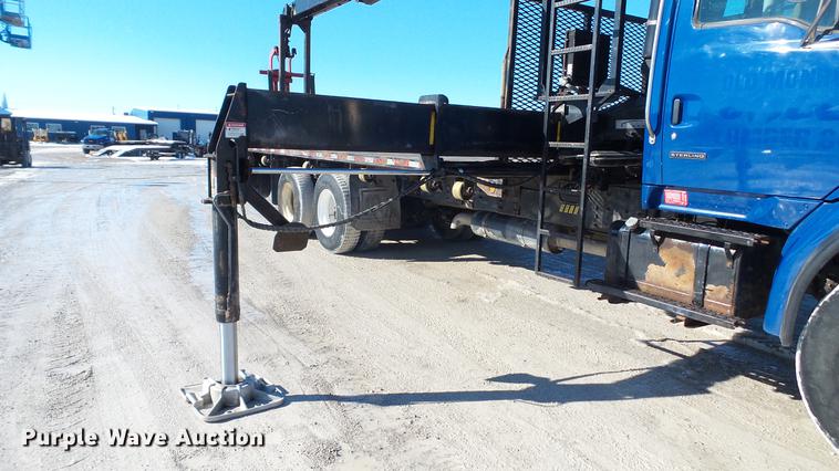 image for item DE4993 2004 Sterling L-Line crane truck