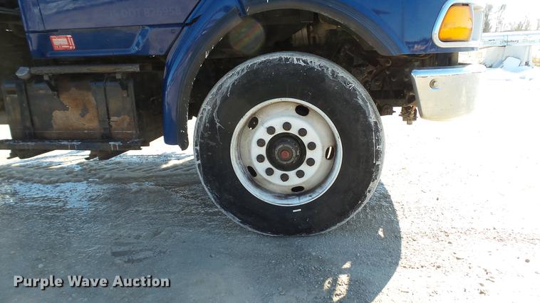 image for item DE4993 2004 Sterling L-Line crane truck