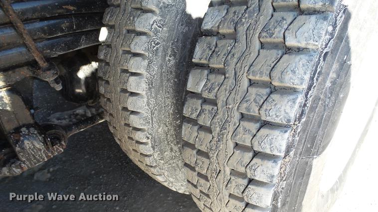 image for item DE4993 2004 Sterling L-Line crane truck