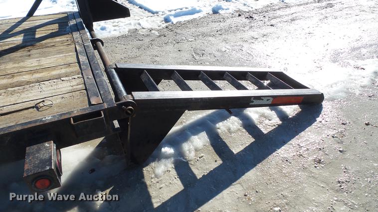 image for item DE4994 2008 Bri-Mar utility trailer