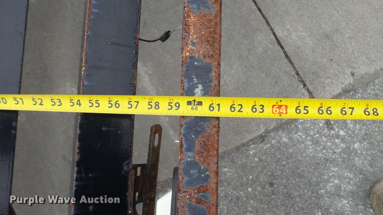 image for item DE5000 2001 Mac-lander equipment trailer