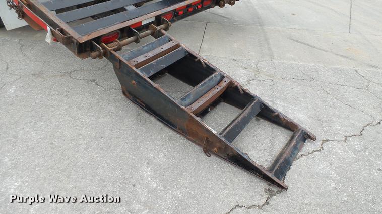 image for item DE5000 2001 Mac-lander equipment trailer