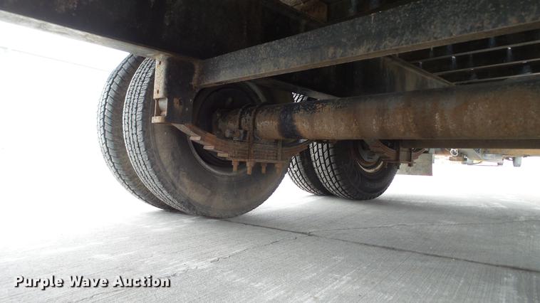 image for item DE5000 2001 Mac-lander equipment trailer