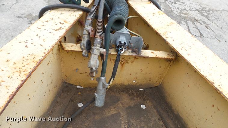 image for item DE5001 1979 shop built equipment trailer