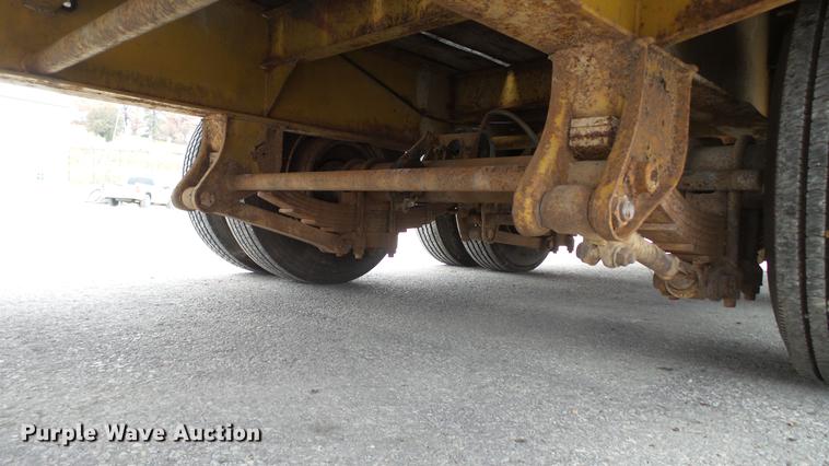 image for item DE5001 1979 shop built equipment trailer