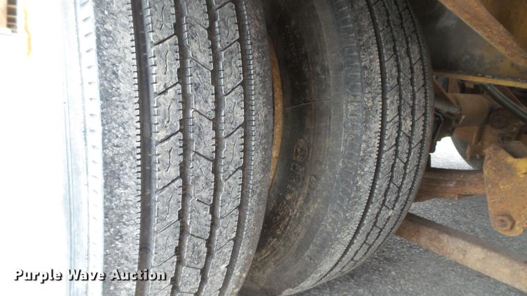 image for item DE5001 1979 shop built equipment trailer