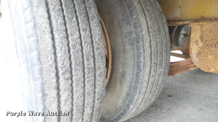 image for item DE5001 1979 shop built equipment trailer