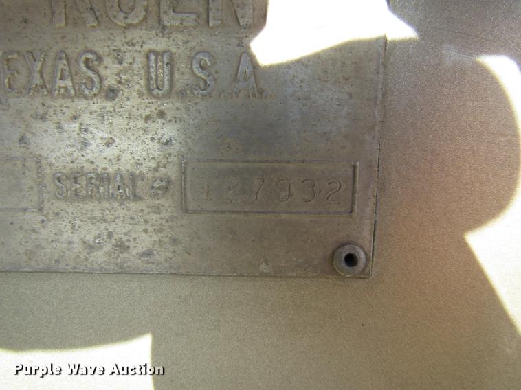 image for item DE5008 2001 Ford F350 Super Duty XLT utility bed truck with crane