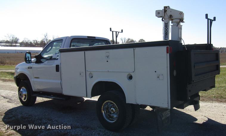 image for item DE5011 2004 Ford F350 Super Duty XL utility bed pickup truck with crane
