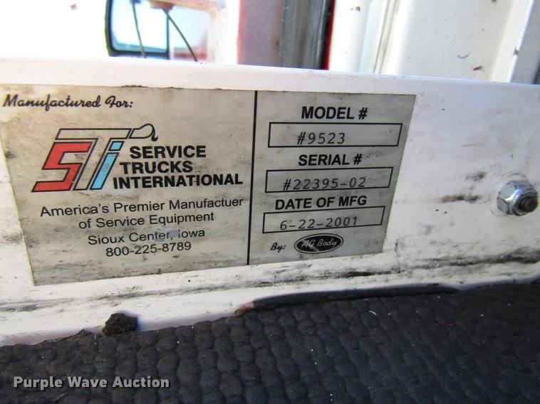 image for item DE5011 2004 Ford F350 Super Duty XL utility bed pickup truck with crane