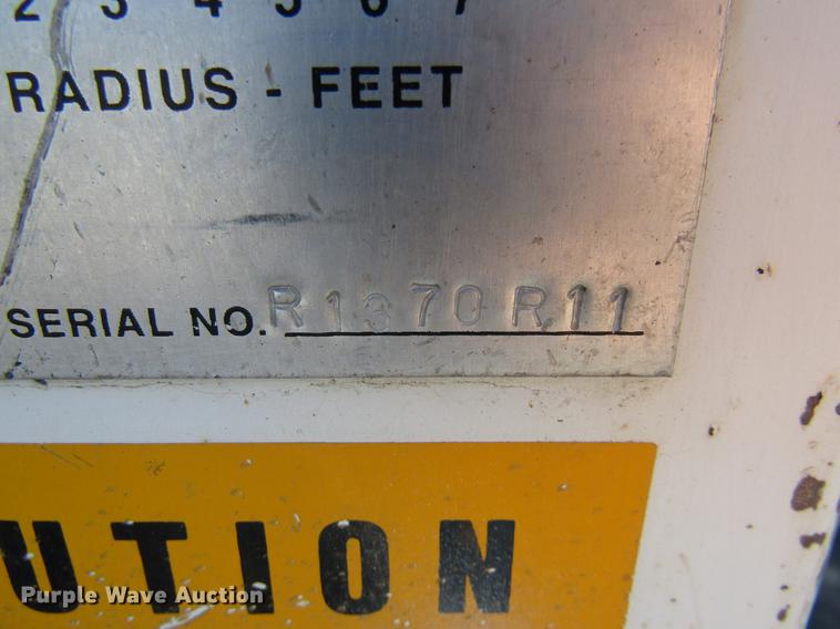 image for item DE5011 2004 Ford F350 Super Duty XL utility bed pickup truck with crane