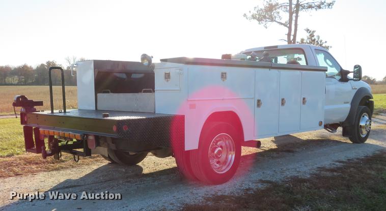 image for item DE5015 2005 Ford F550 Super Duty XL utility truck