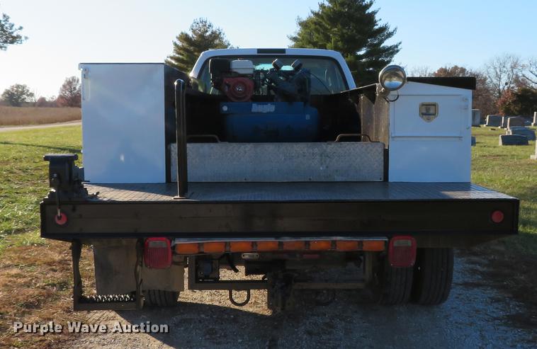 image for item DE5015 2005 Ford F550 Super Duty XL utility truck