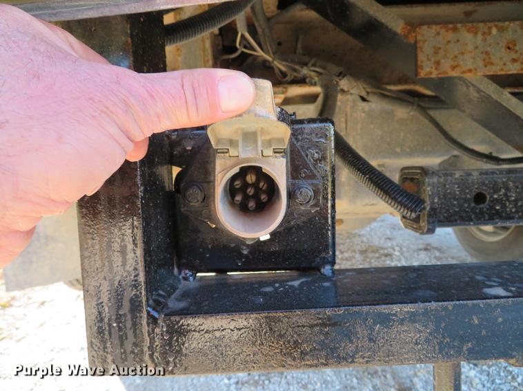 image for item DE5015 2005 Ford F550 Super Duty XL utility truck