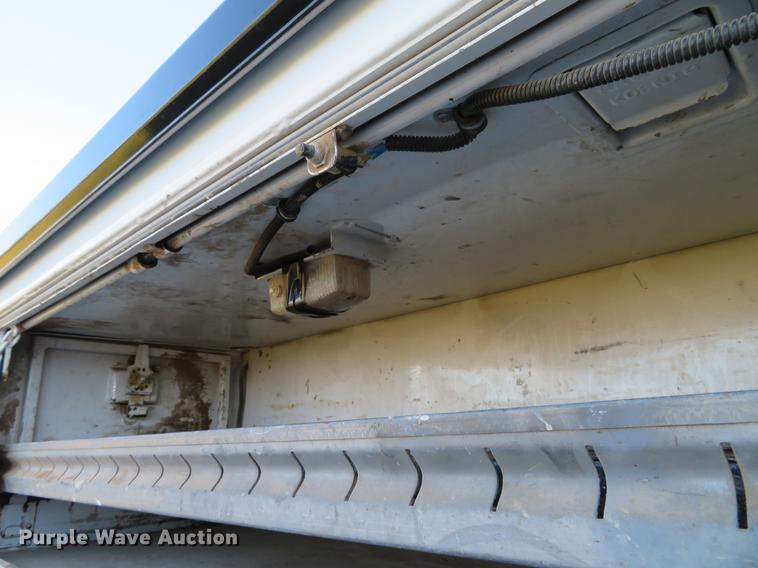 image for item DE5015 2005 Ford F550 Super Duty XL utility truck