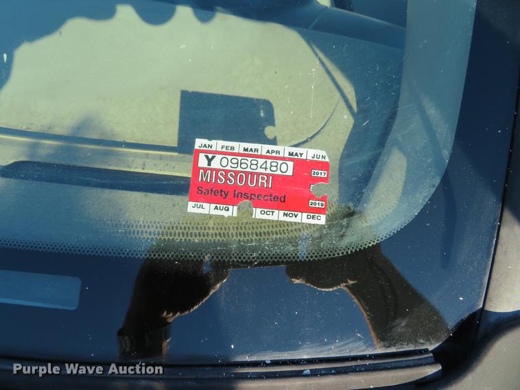 image for item DE5015 2005 Ford F550 Super Duty XL utility truck