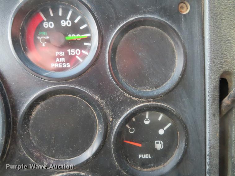 image for item DE5023 1995 Mack CH613 dump truck