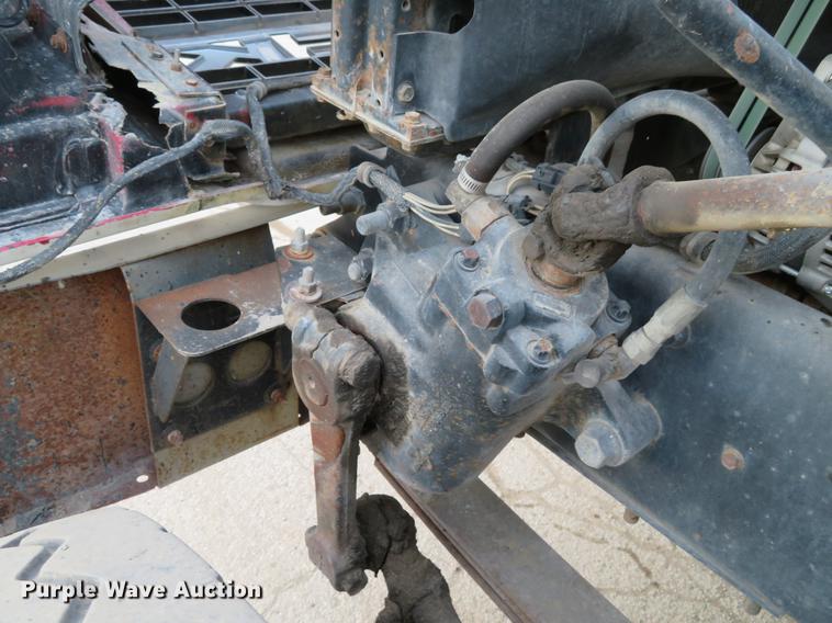 image for item DE5023 1995 Mack CH613 dump truck