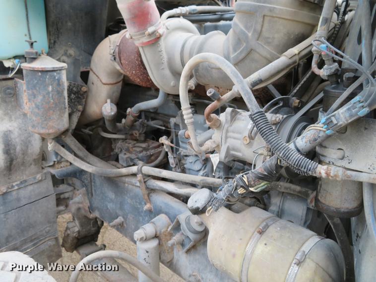 image for item DE5023 1995 Mack CH613 dump truck