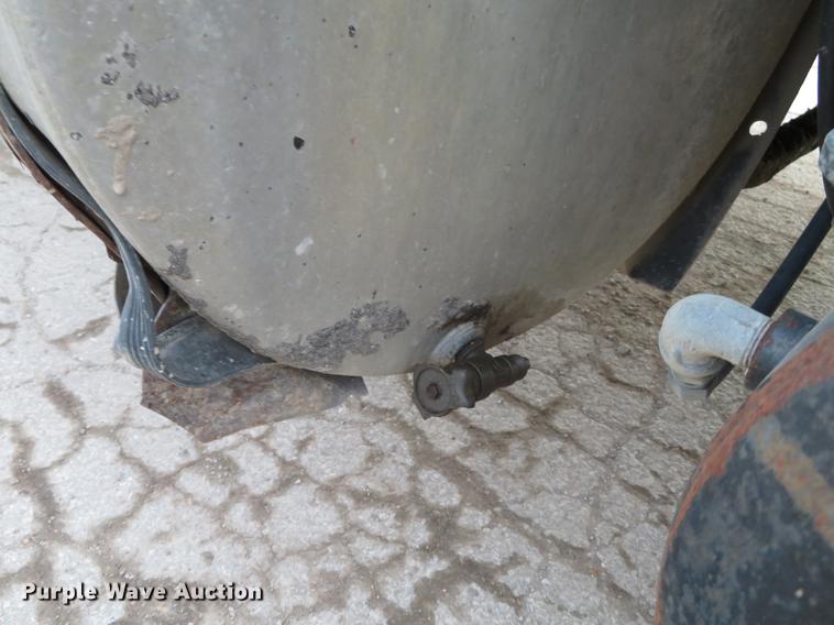 image for item DE5023 1995 Mack CH613 dump truck