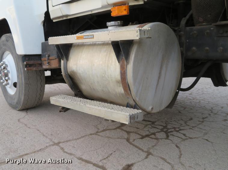 image for item DE5023 1995 Mack CH613 dump truck