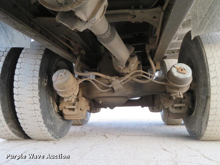 image for item DE5023 1995 Mack CH613 dump truck