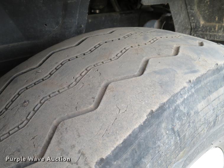 image for item DE5023 1995 Mack CH613 dump truck