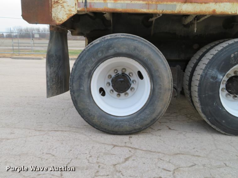 image for item DE5023 1995 Mack CH613 dump truck