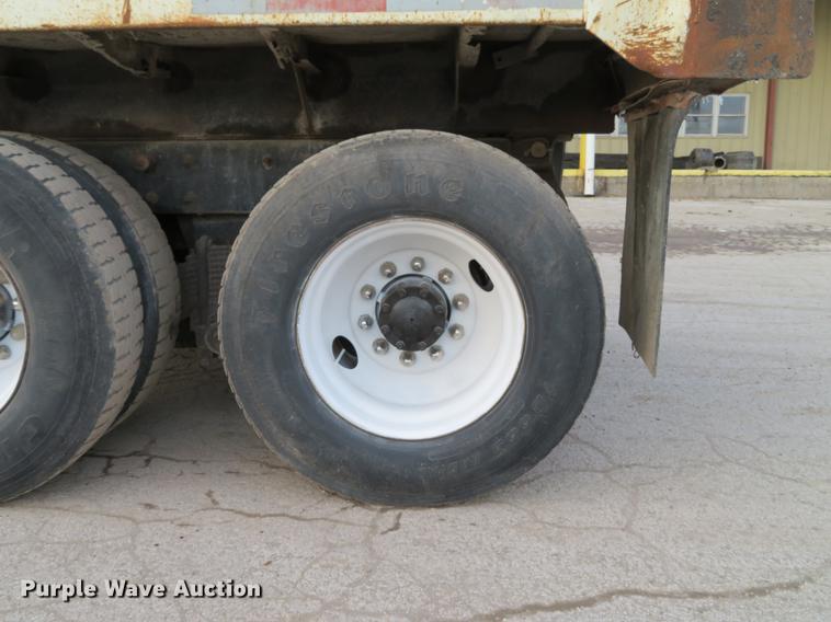 image for item DE5023 1995 Mack CH613 dump truck
