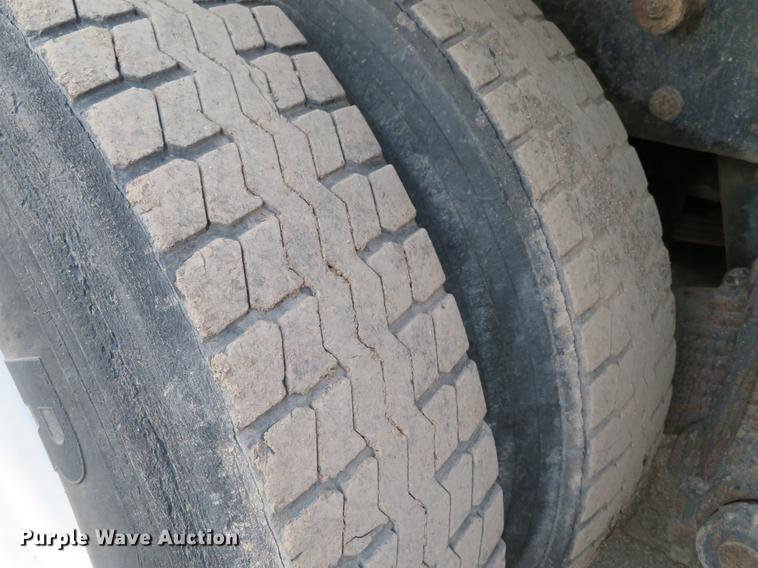 image for item DE5023 1995 Mack CH613 dump truck