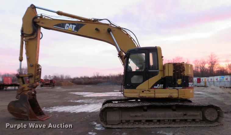 image for item DE5028 2004 Caterpillar 321C LCR excavator