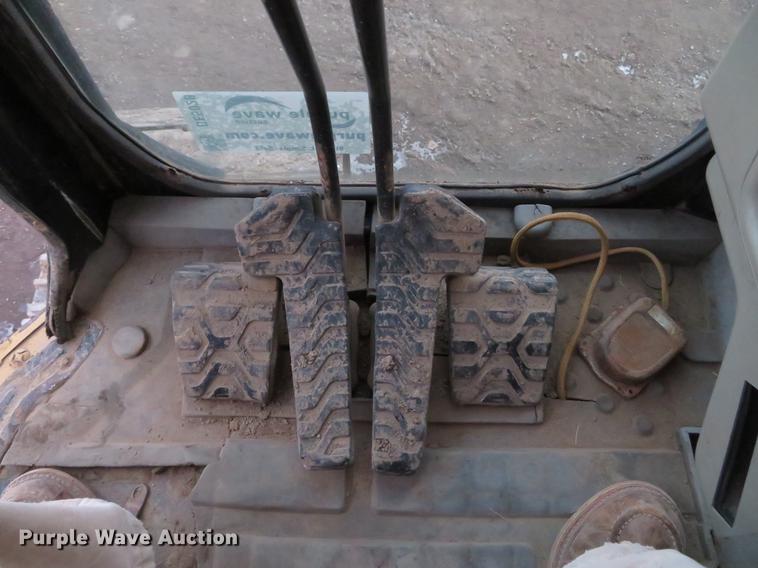 image for item DE5028 2004 Caterpillar 321C LCR excavator